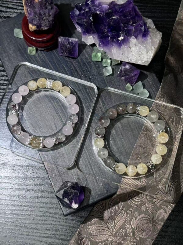 微信图片_20250722181151.jpg Taurus-exclusive crystal bracelet